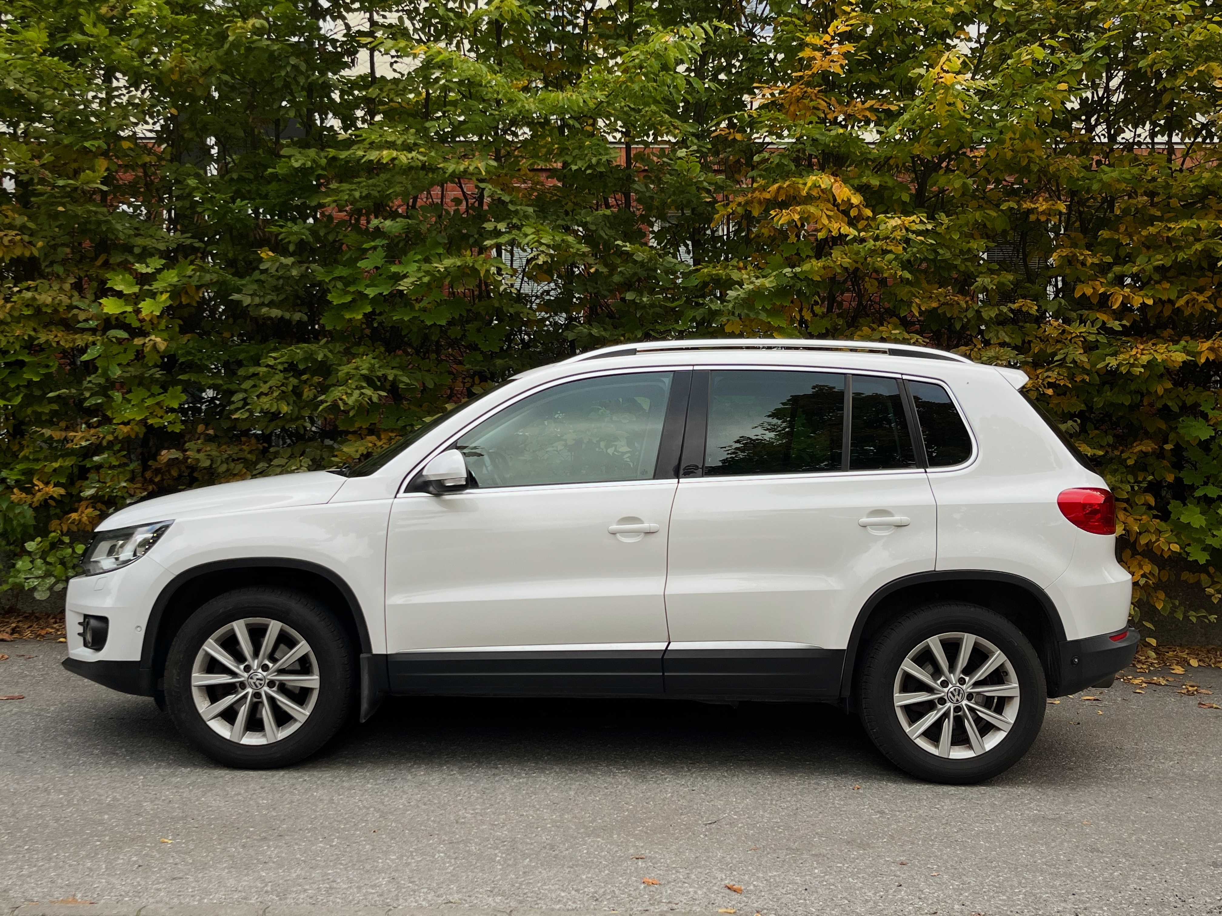Volkswagen Tiguan 2.0 TDI 4Motion DSG 2013, bild 5/10