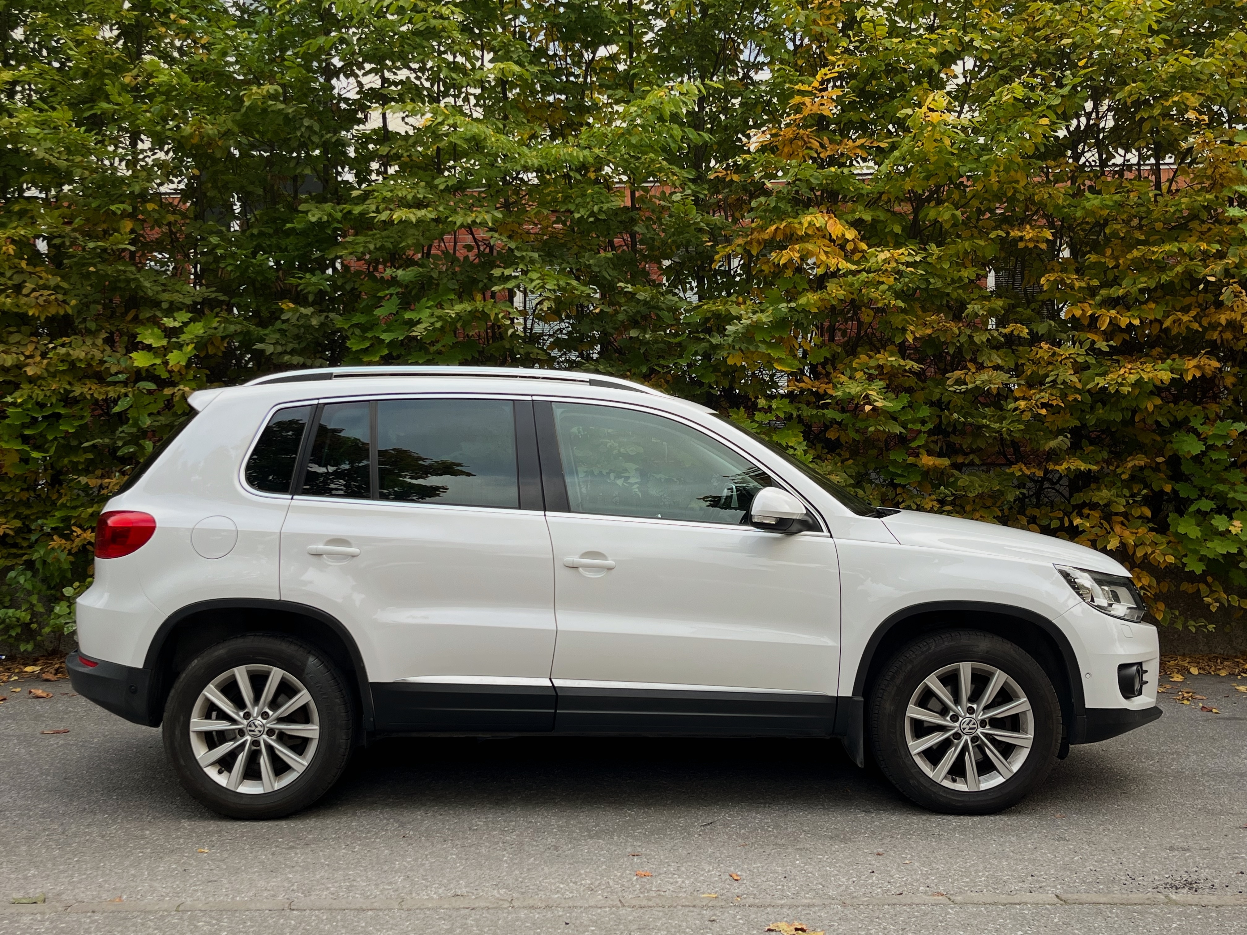 Volkswagen Tiguan 2.0 TDI 4Motion DSG 2013, bild 6/10