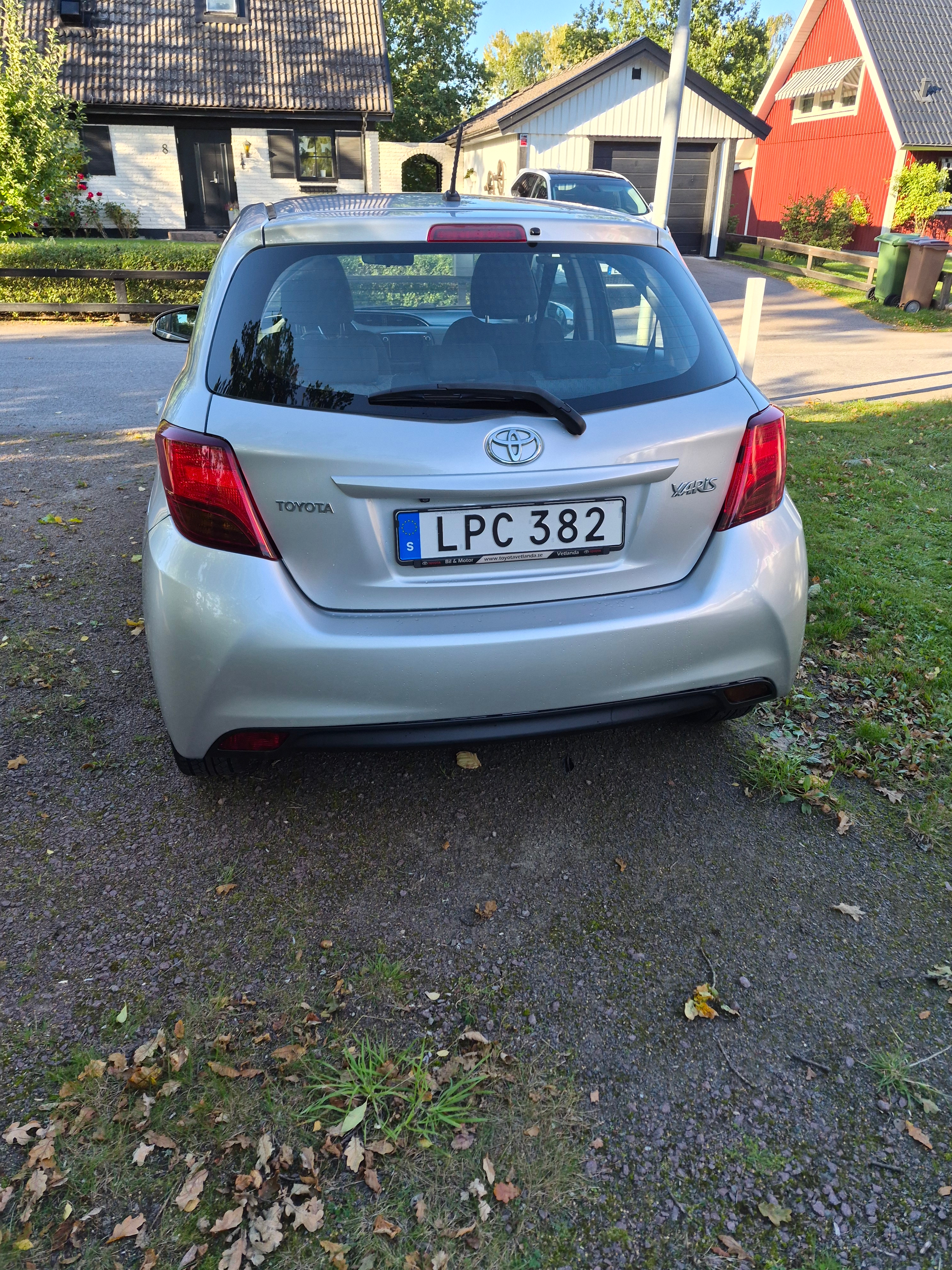 Toyota Yaris 2014, bild 6/6