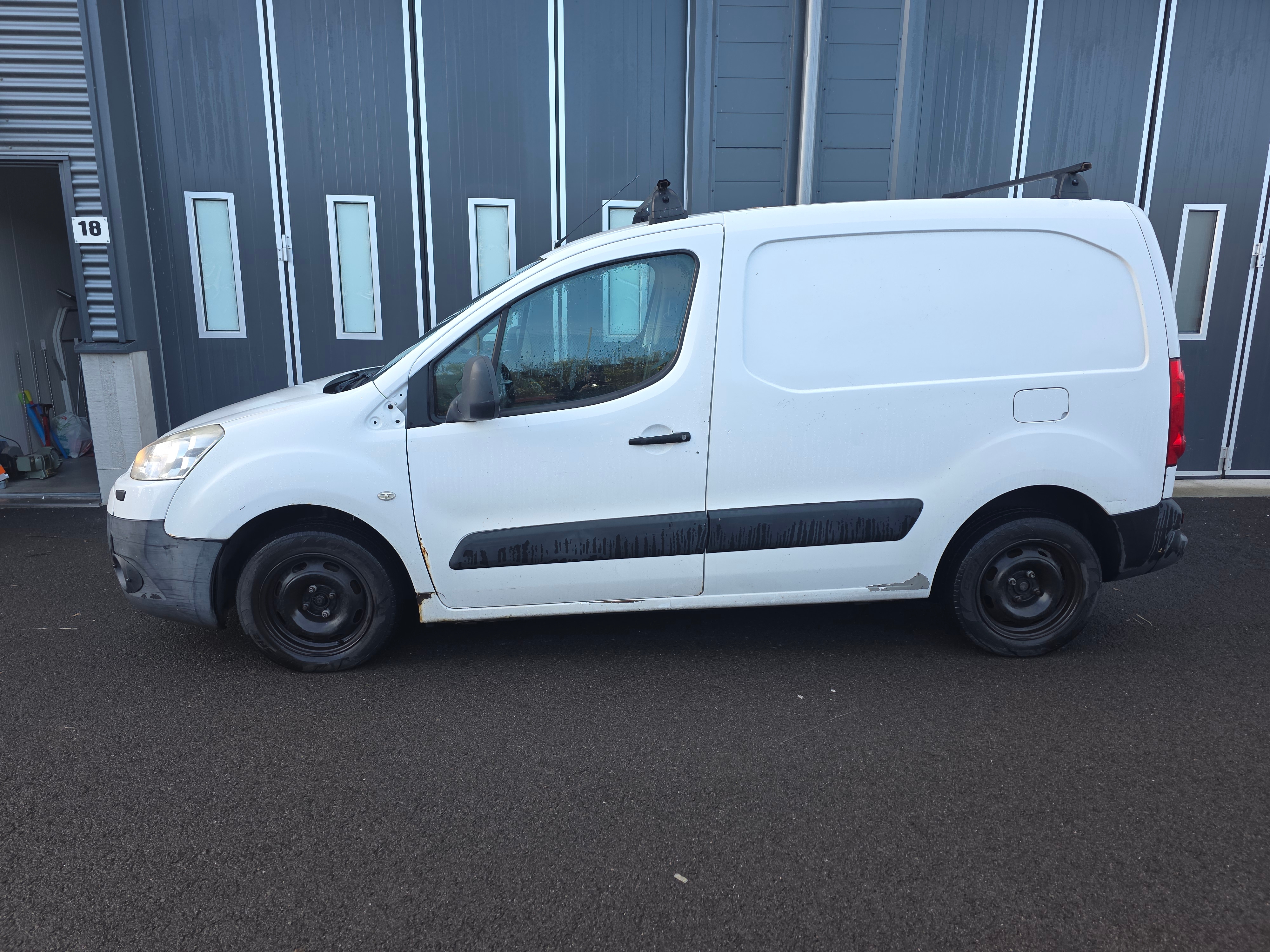 Peugeot Partner 2010, bild 2/3