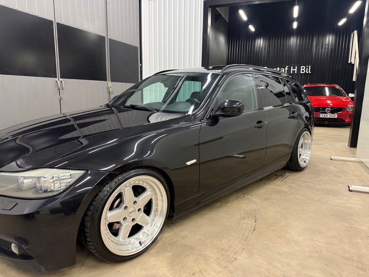 BMW 330 2011, bild 3/10