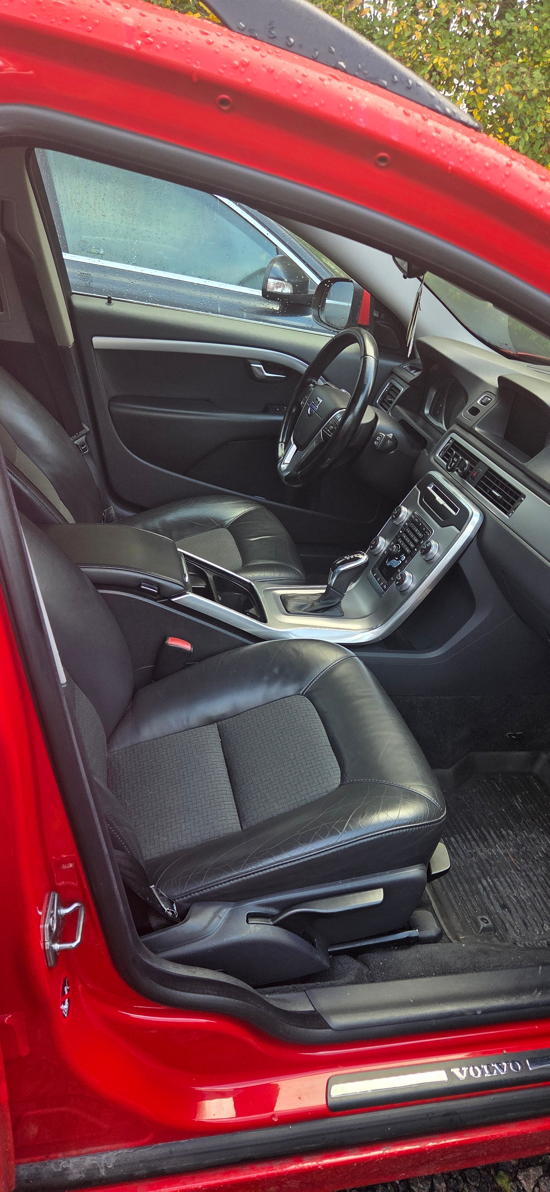 Volvo V70 D4 Geartronic 2015, kuva 4/6