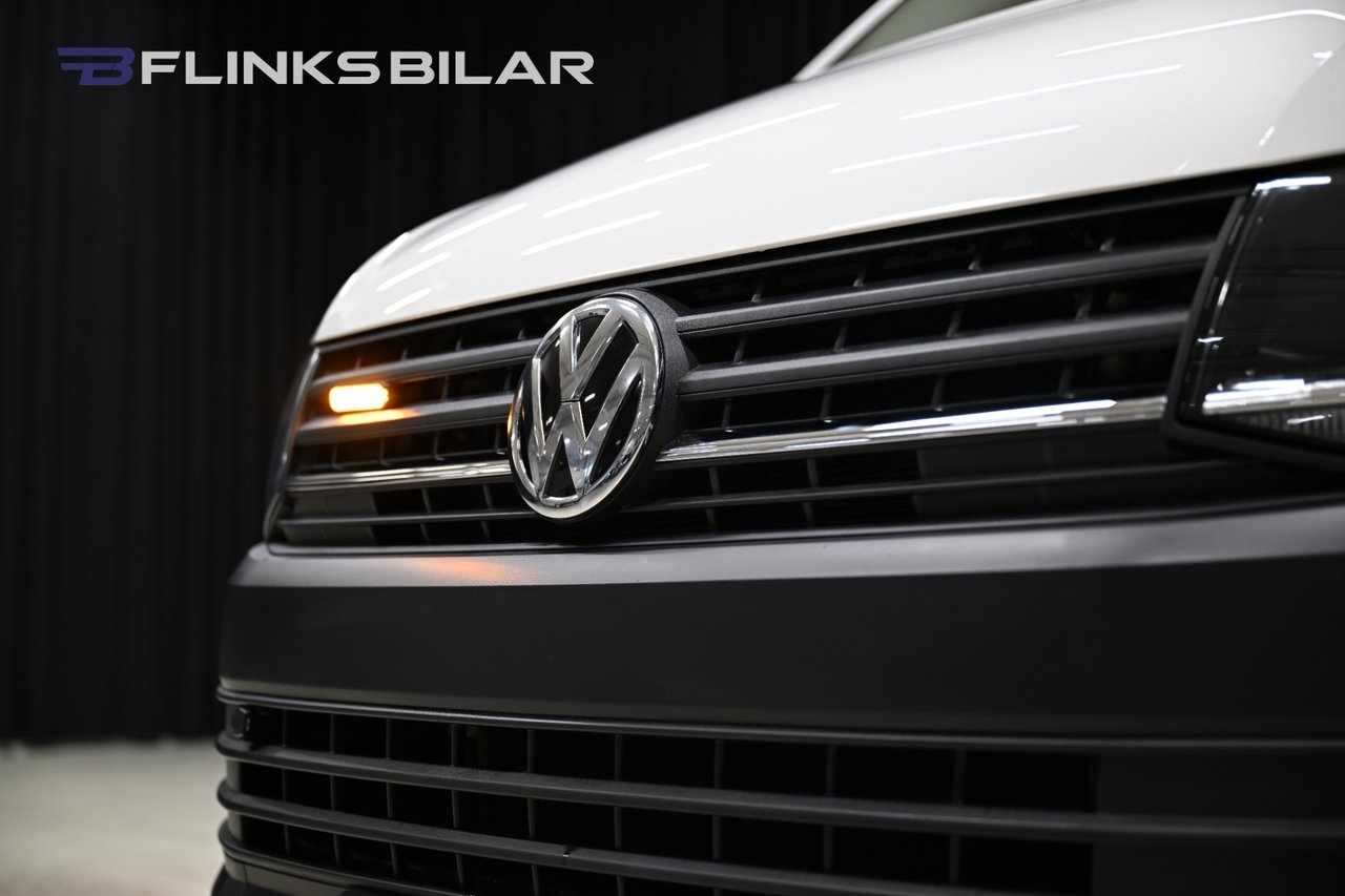 Volkswagen Caravelle 2018, photo 2/10