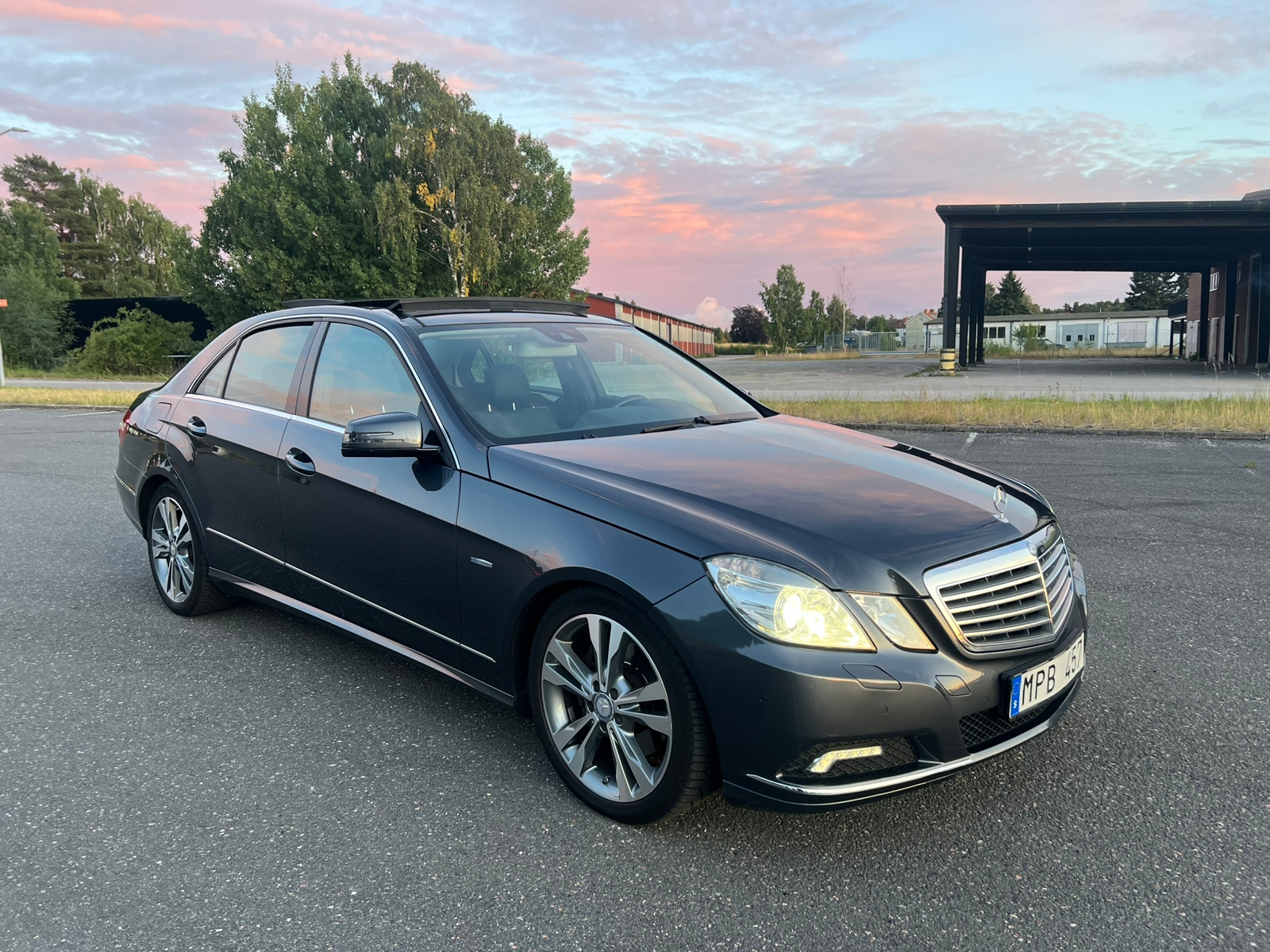 Mercedes-Benz E