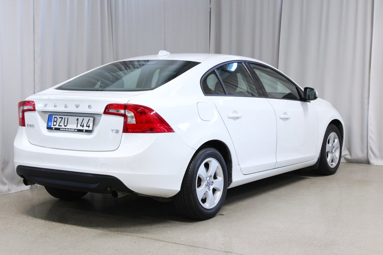 Volvo S60 2012, bild 2/10