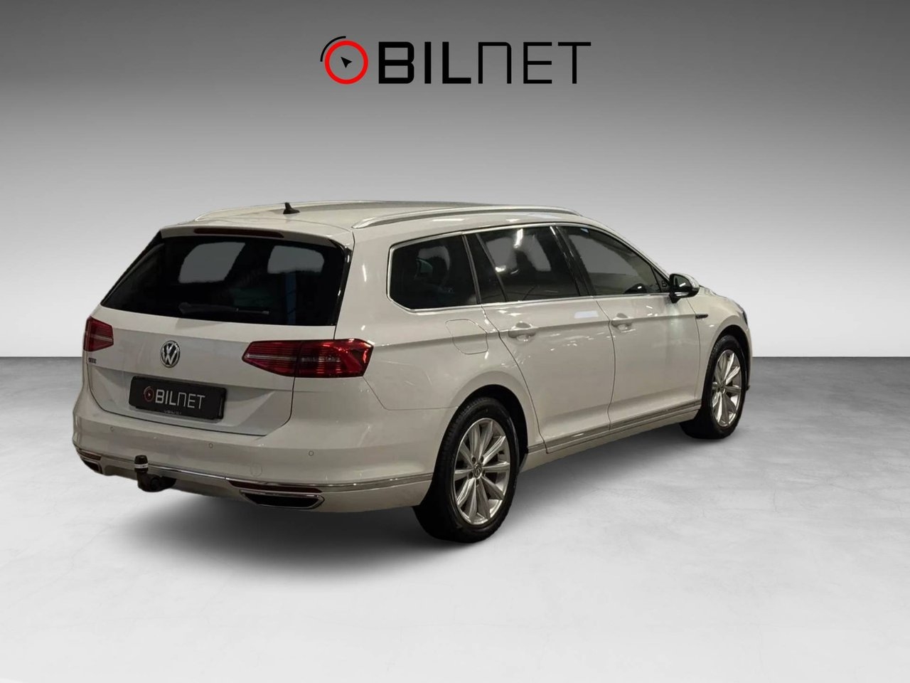 Volkswagen Passat 2018, bild 2/10