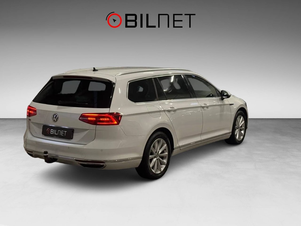 Volkswagen Passat 2018, bild 6/10