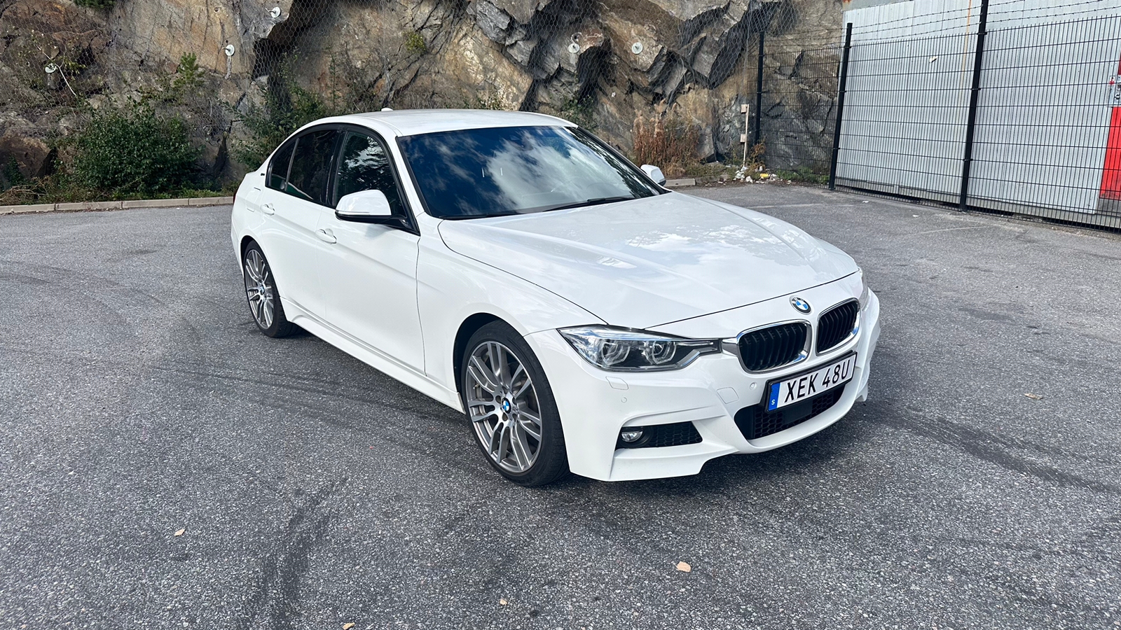 BMW 330