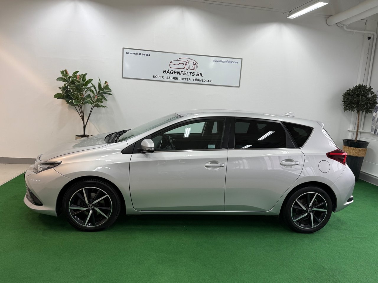 Toyota Auris 2018, bild 2/10
