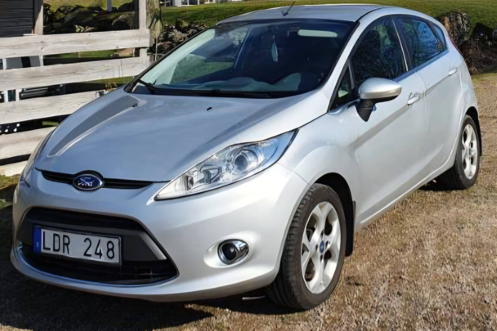 Ford Fiesta 5-dörrar 1.25 Manuell 2011, bild 4/4