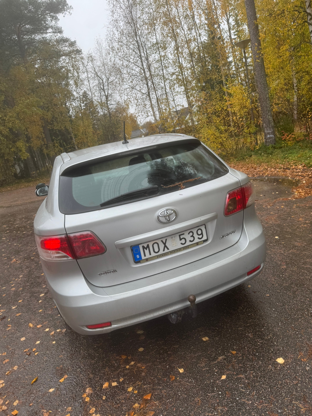Toyota Avensis Kombi 2.0 Manuell 2009, kuva 4/9