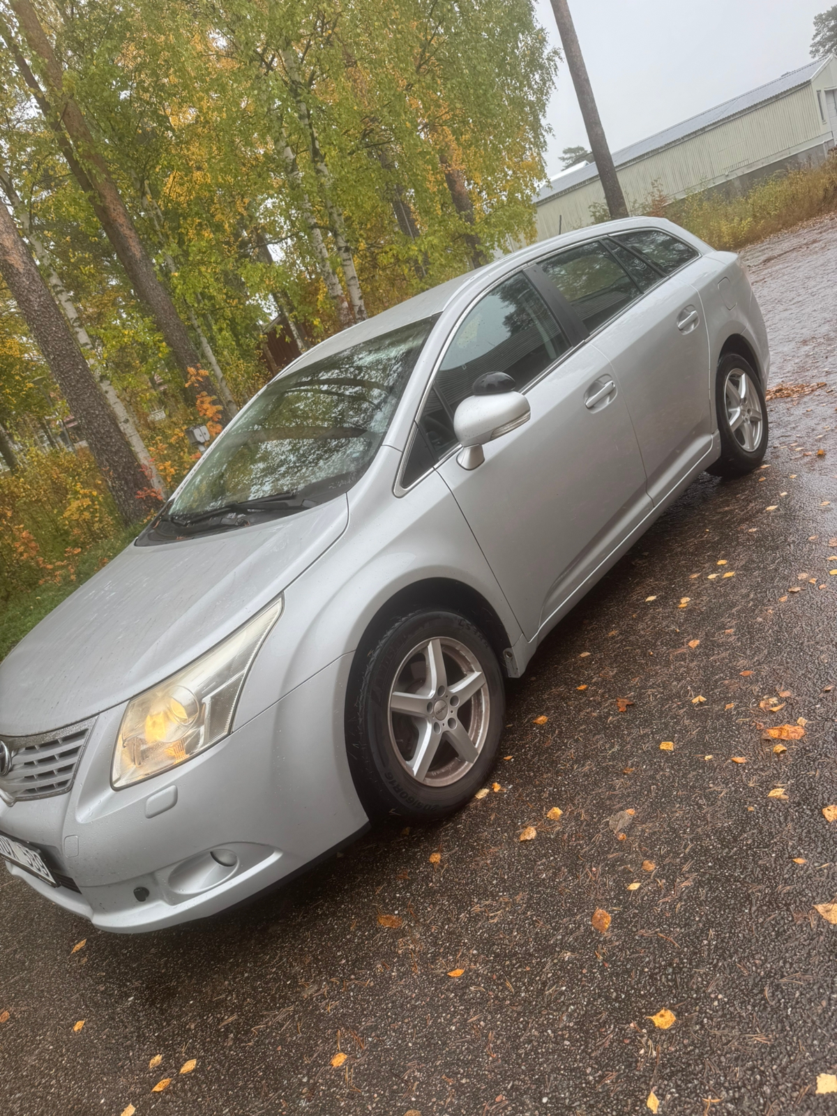Toyota Avensis Kombi 2.0 Manuell 2009, kuva 2/9
