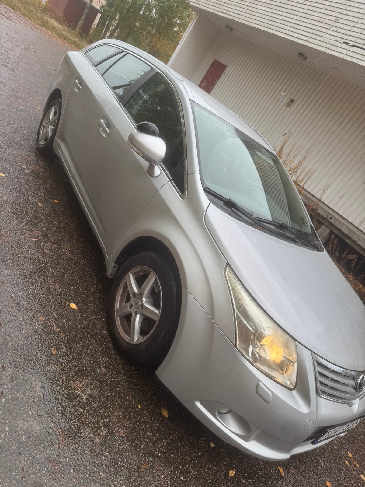 Toyota Avensis Kombi 2.0 Manuell 2009, kuva 3/9