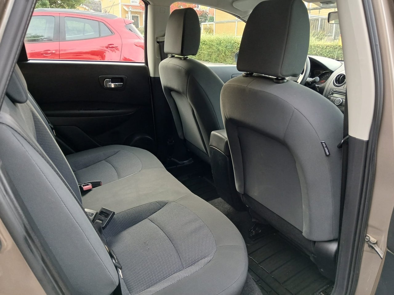 Nissan Qashqai 2.0 Auto Bensin 2010, bild 6/10