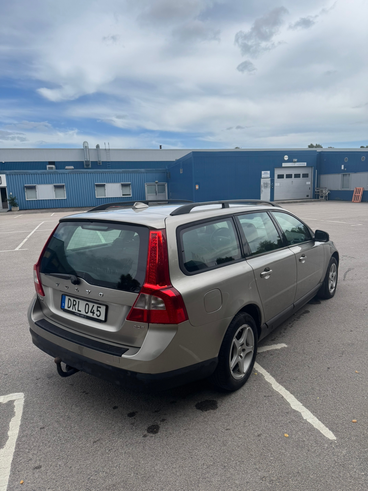 Volvo V70 2.0F Manuell 2008, bild 3/4