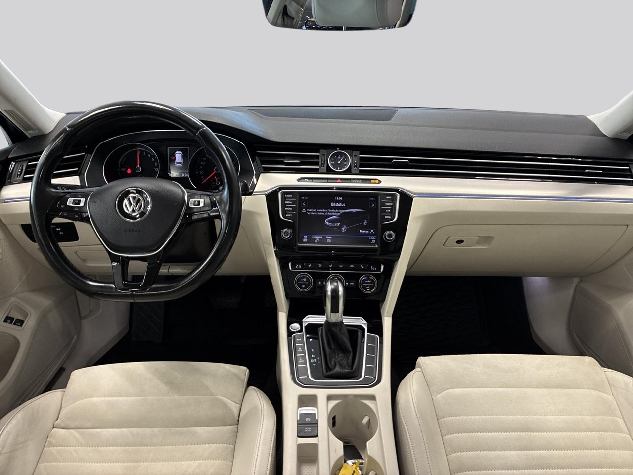 Volkswagen Passat GTE 2017, photo 7/10