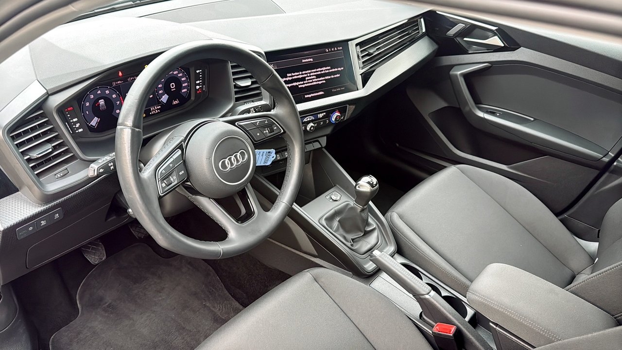 Audi A1 Sportback 30 TFSI 110hk 6-växlad 2023, kuva 7/10