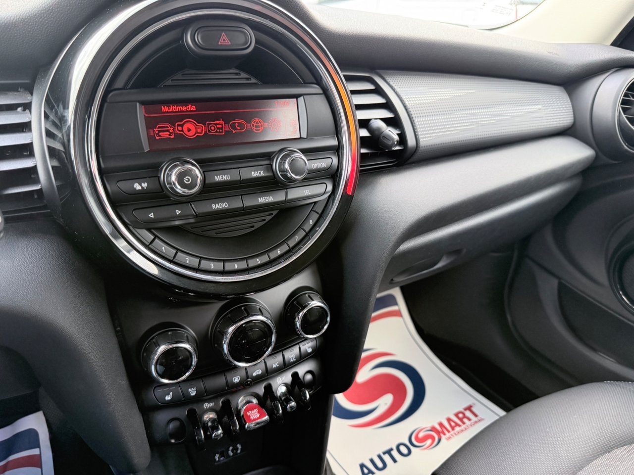 MINI One 5-dörrars Pepper Euro 6 2017, bild 6/10