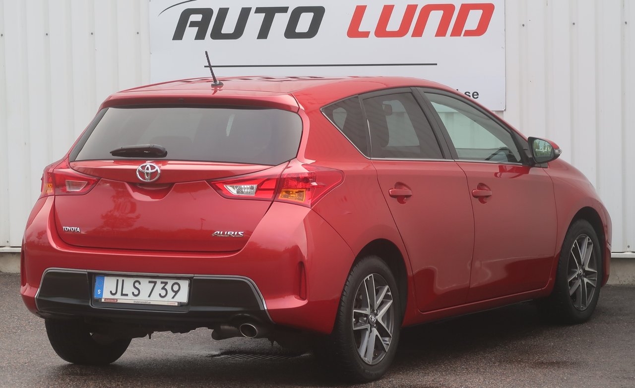 Toyota Auris 2015, bild 3/10