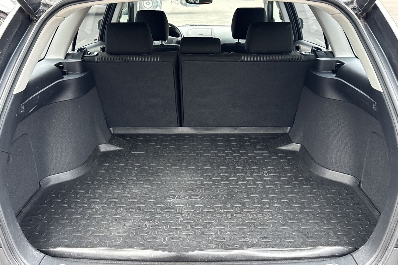 Toyota Avensis 2006, photo 6/10