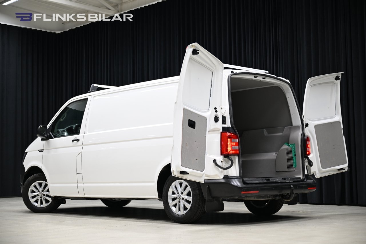 Volkswagen Transporter 2018, photo 6/10
