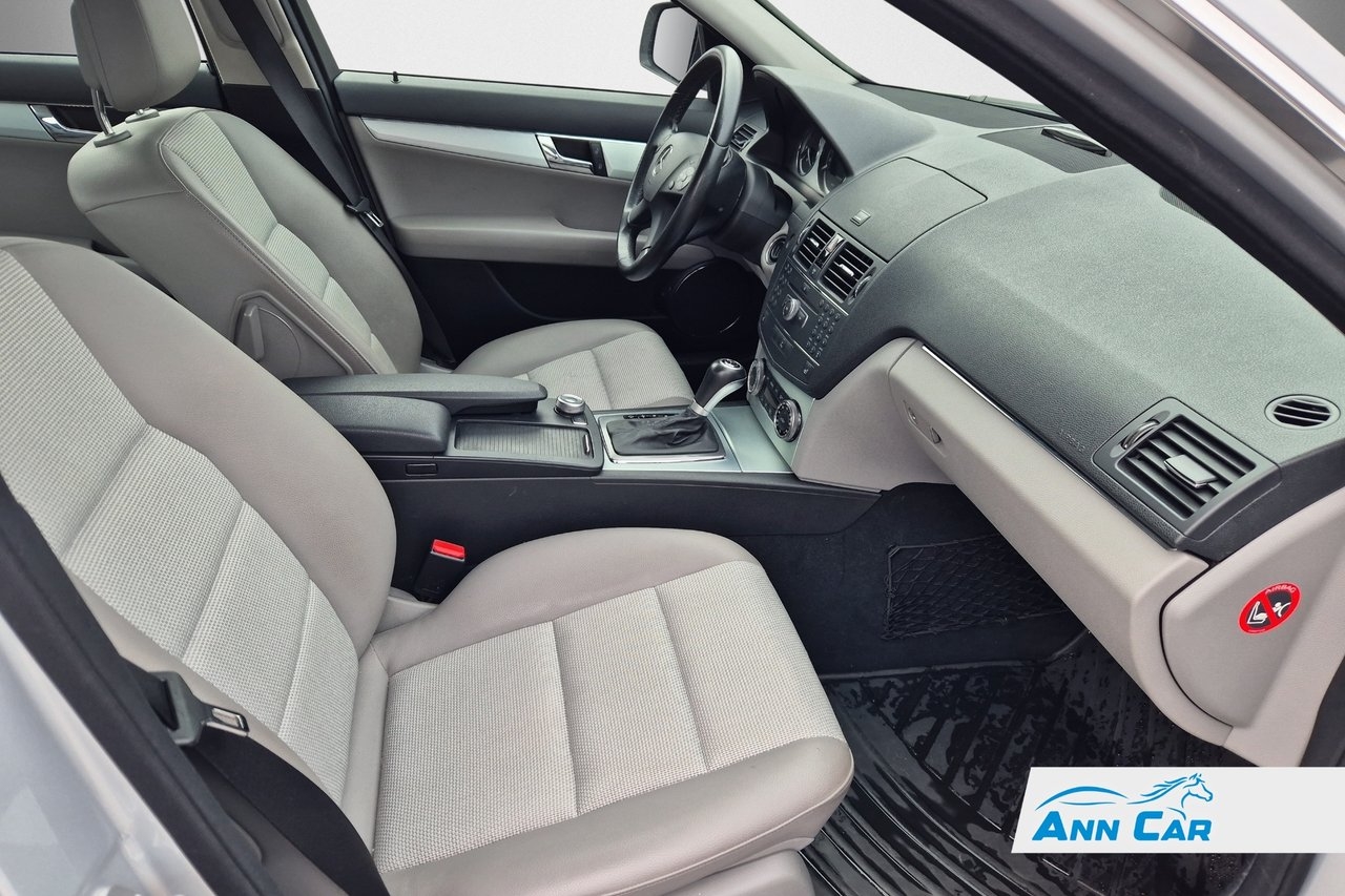 Mercedes-Benz C 2008, photo 6/9