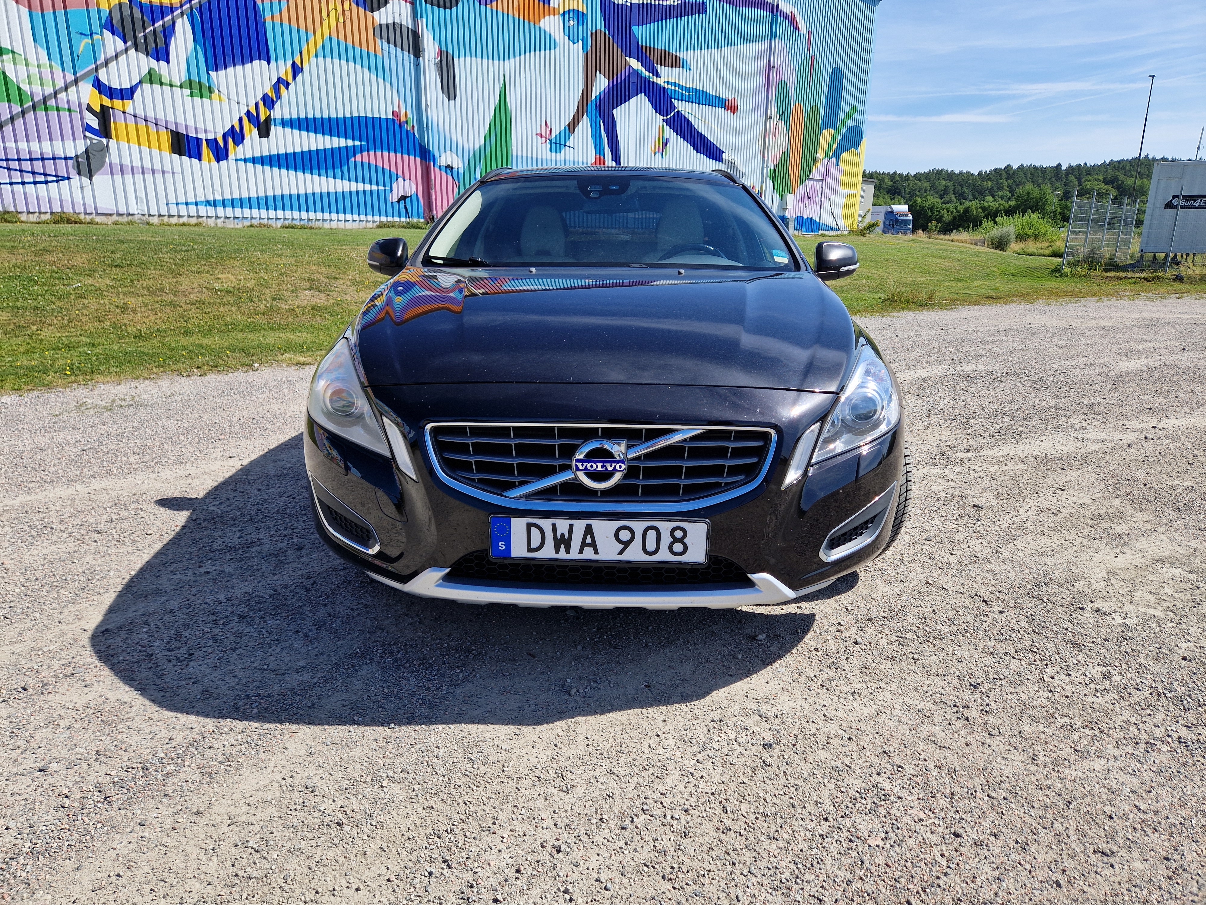 Volvo V60 D3 Momentum 5cyl 2011, kuva 2/7