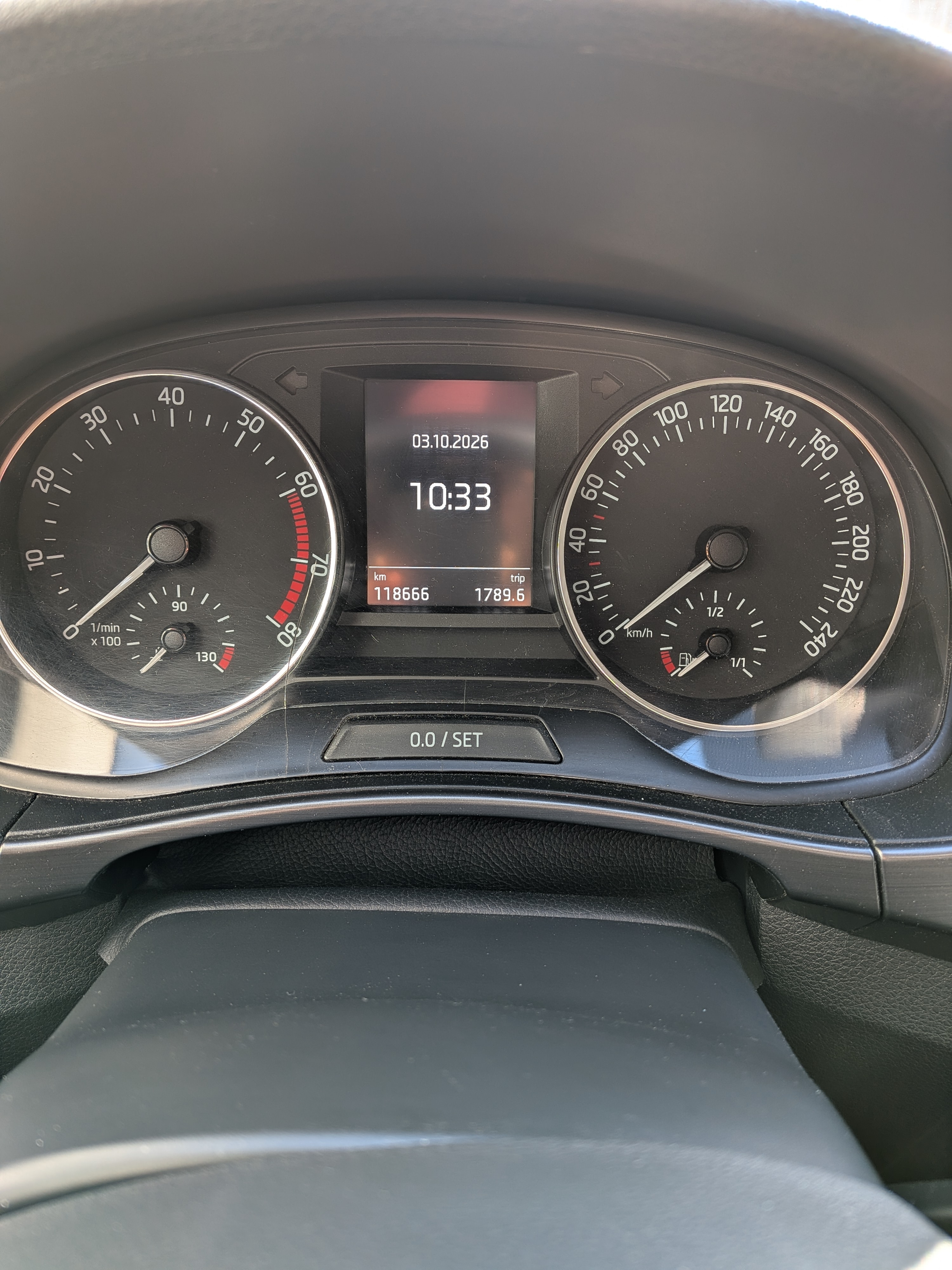 Skoda Fabia 1.2 TSI Manuell 2017, bild 5/10