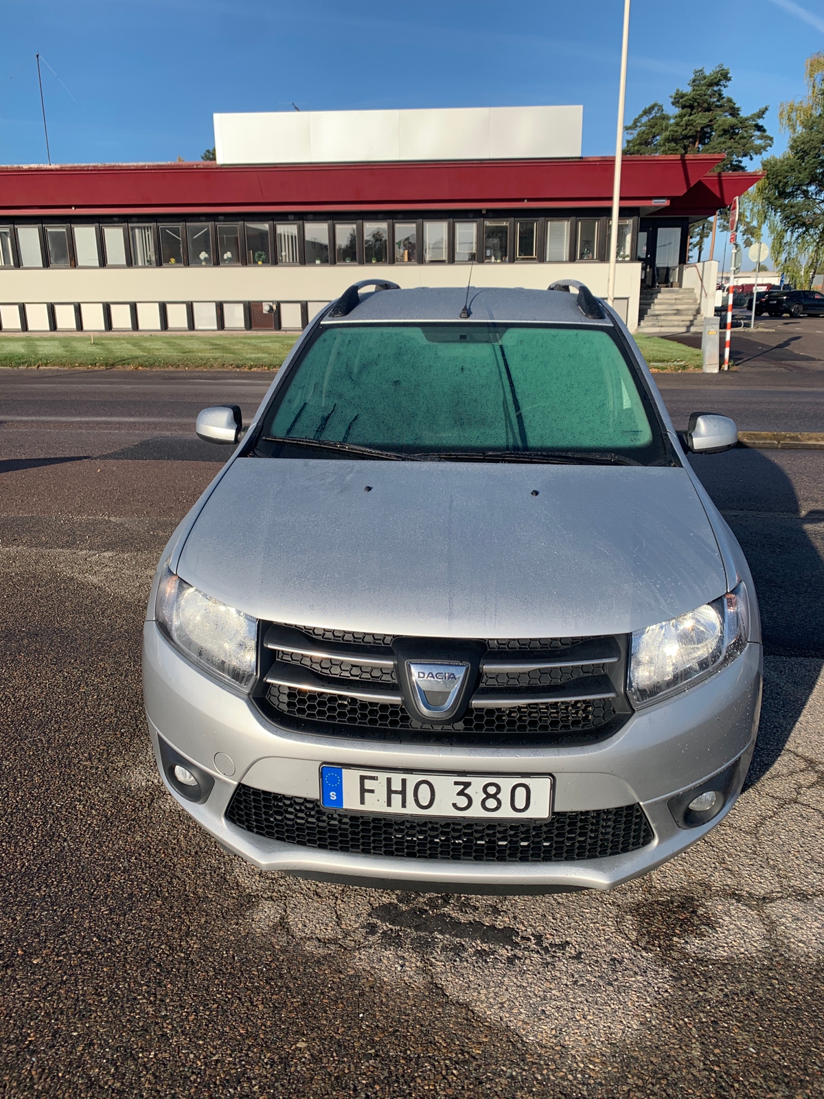Dacia Logan MCV 0.9 TCe Manuell 2015, bild 3/4
