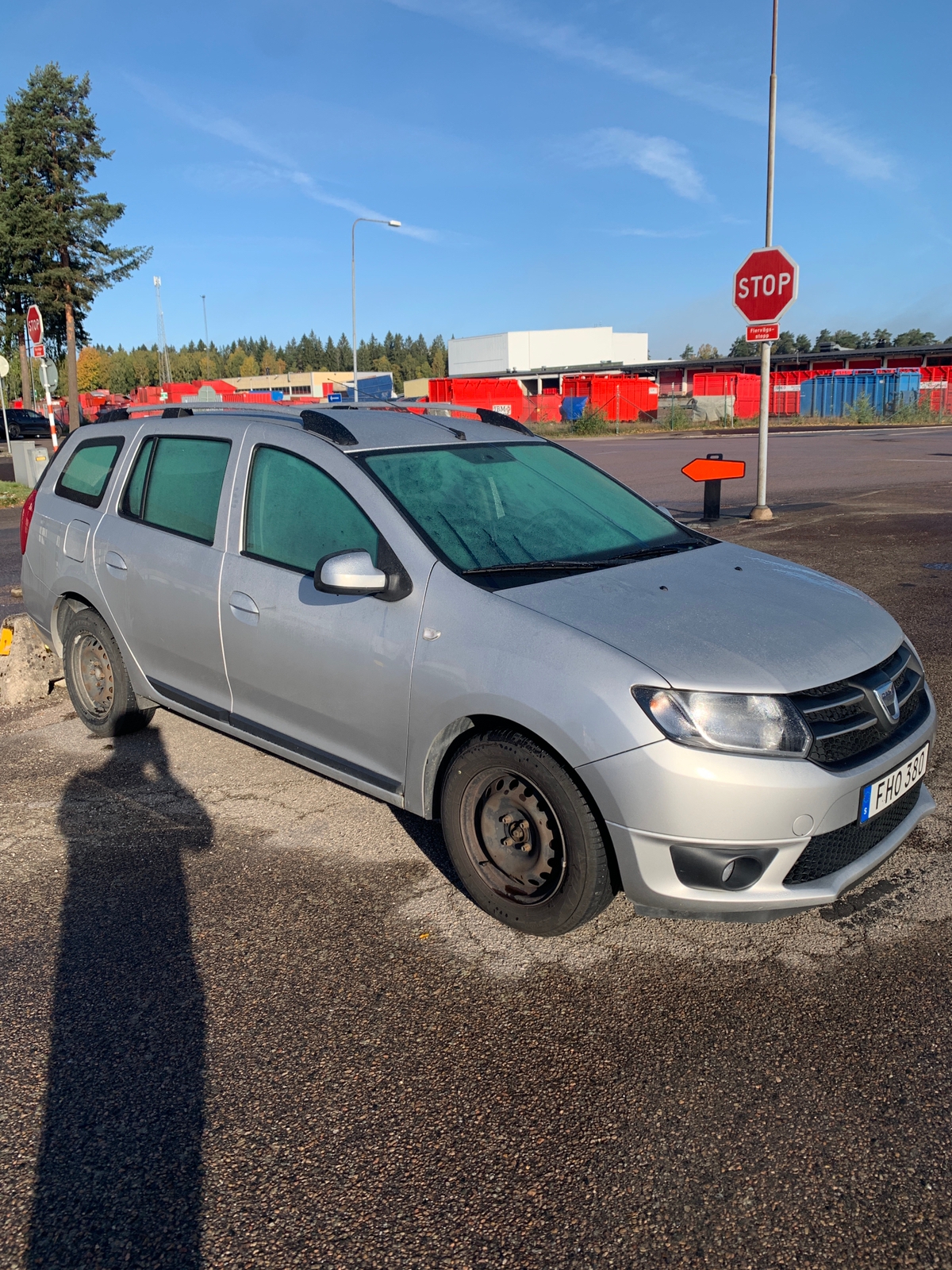 Dacia Logan MCV 0.9 TCe Manuell 2015, bild 2/4