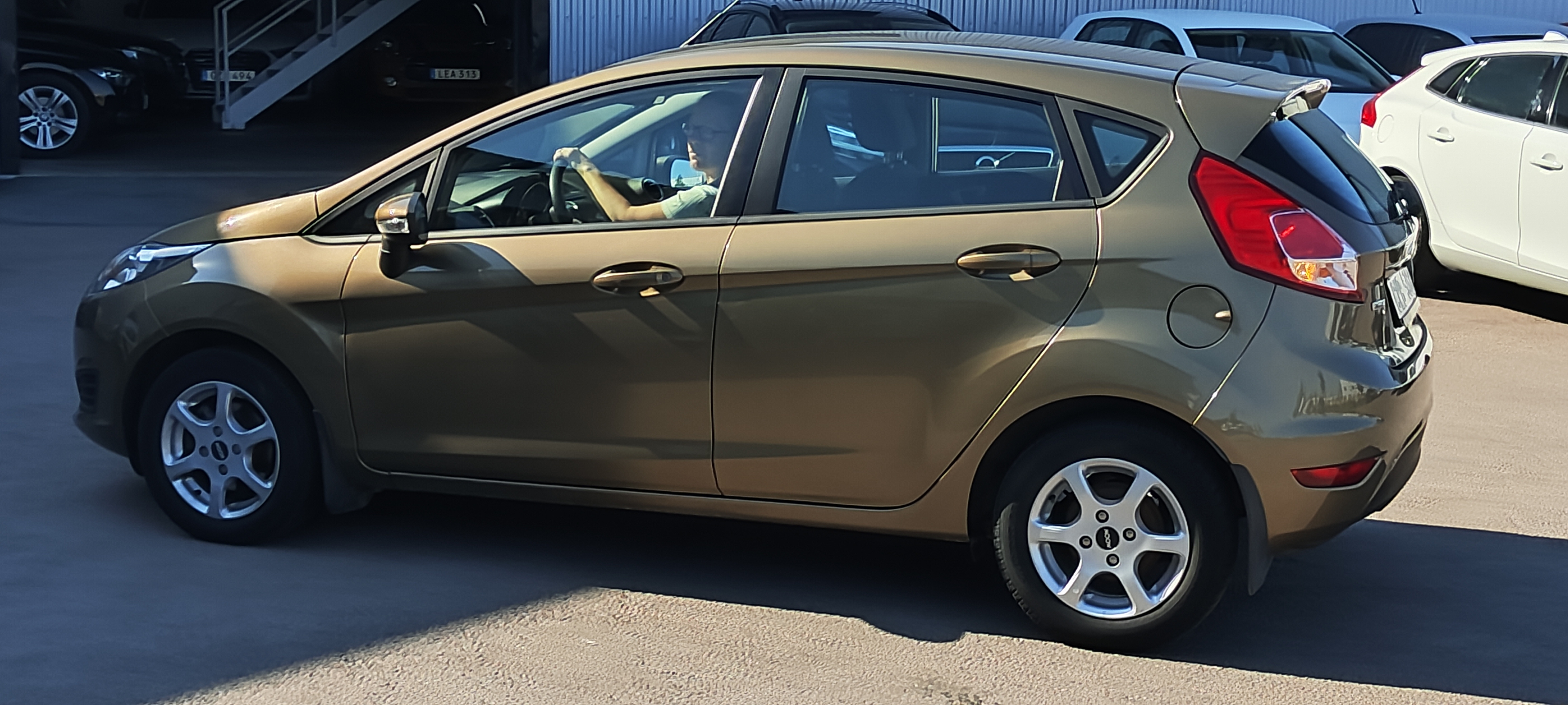 Ford Fiesta 5-dörrar 1.0 Manuell 2013, kuva 3/4