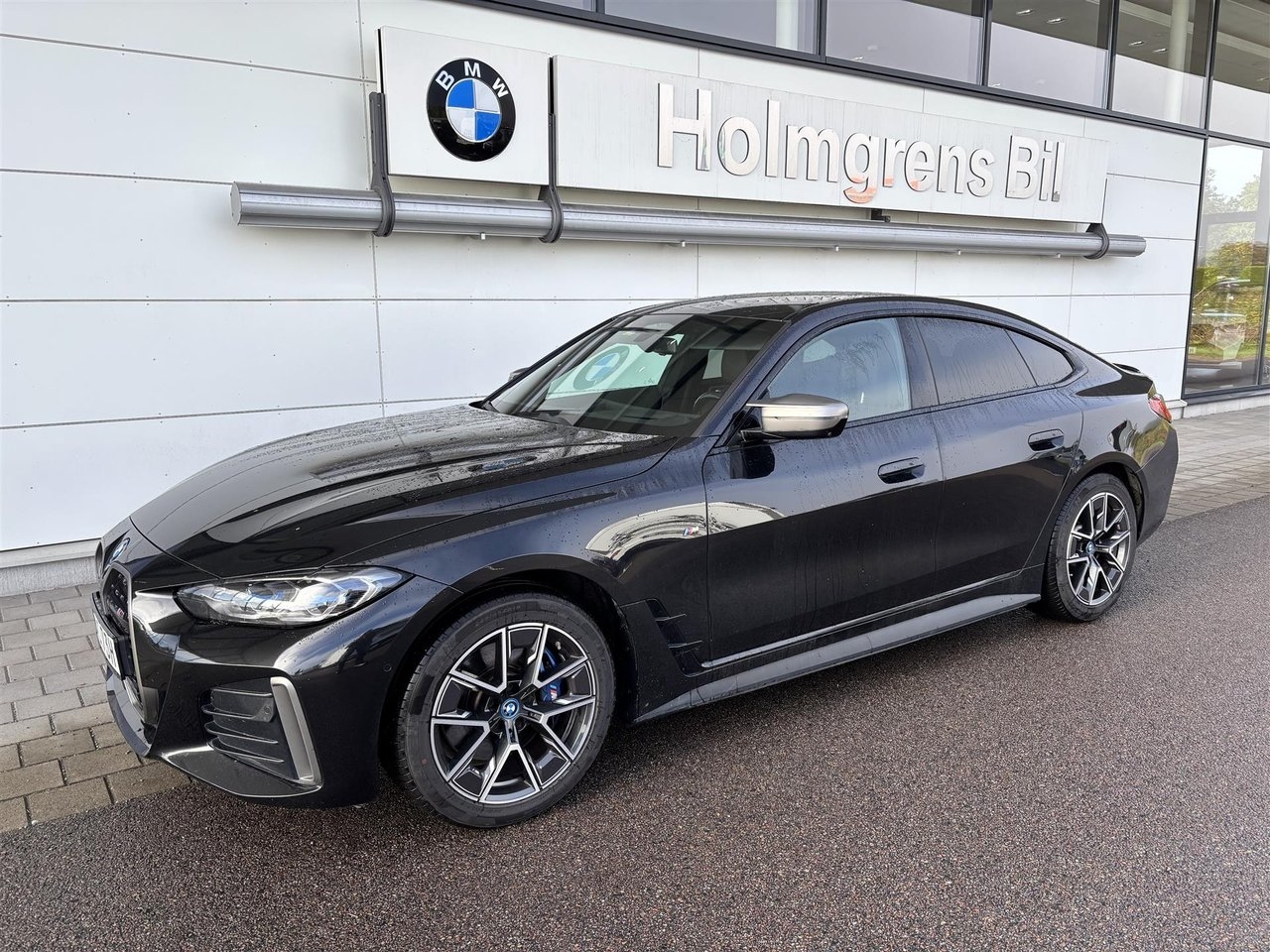 BMW i4
