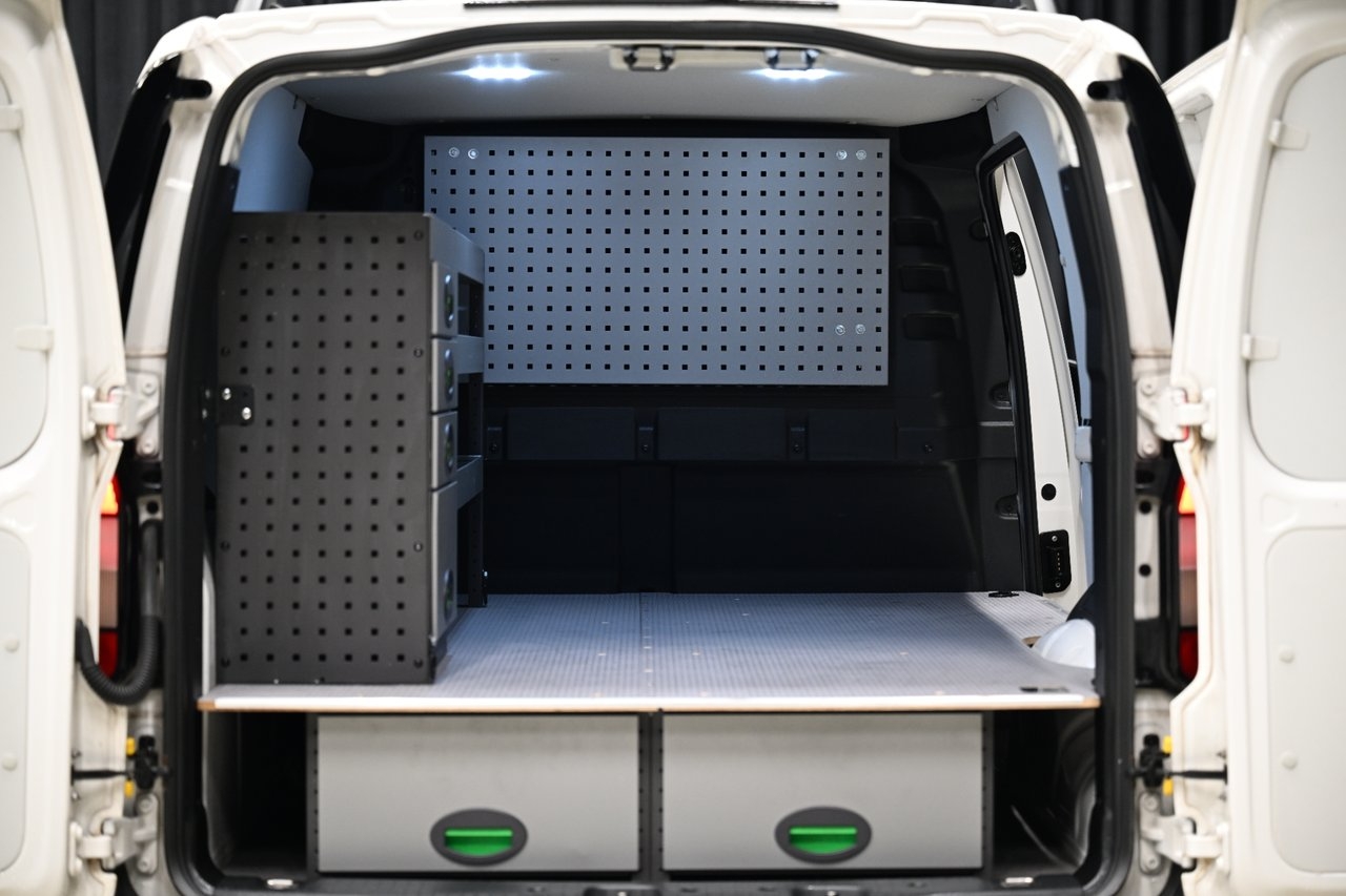 Volkswagen Caddy DSG 122HK Dubbelgolv 2023, kuva 7/10