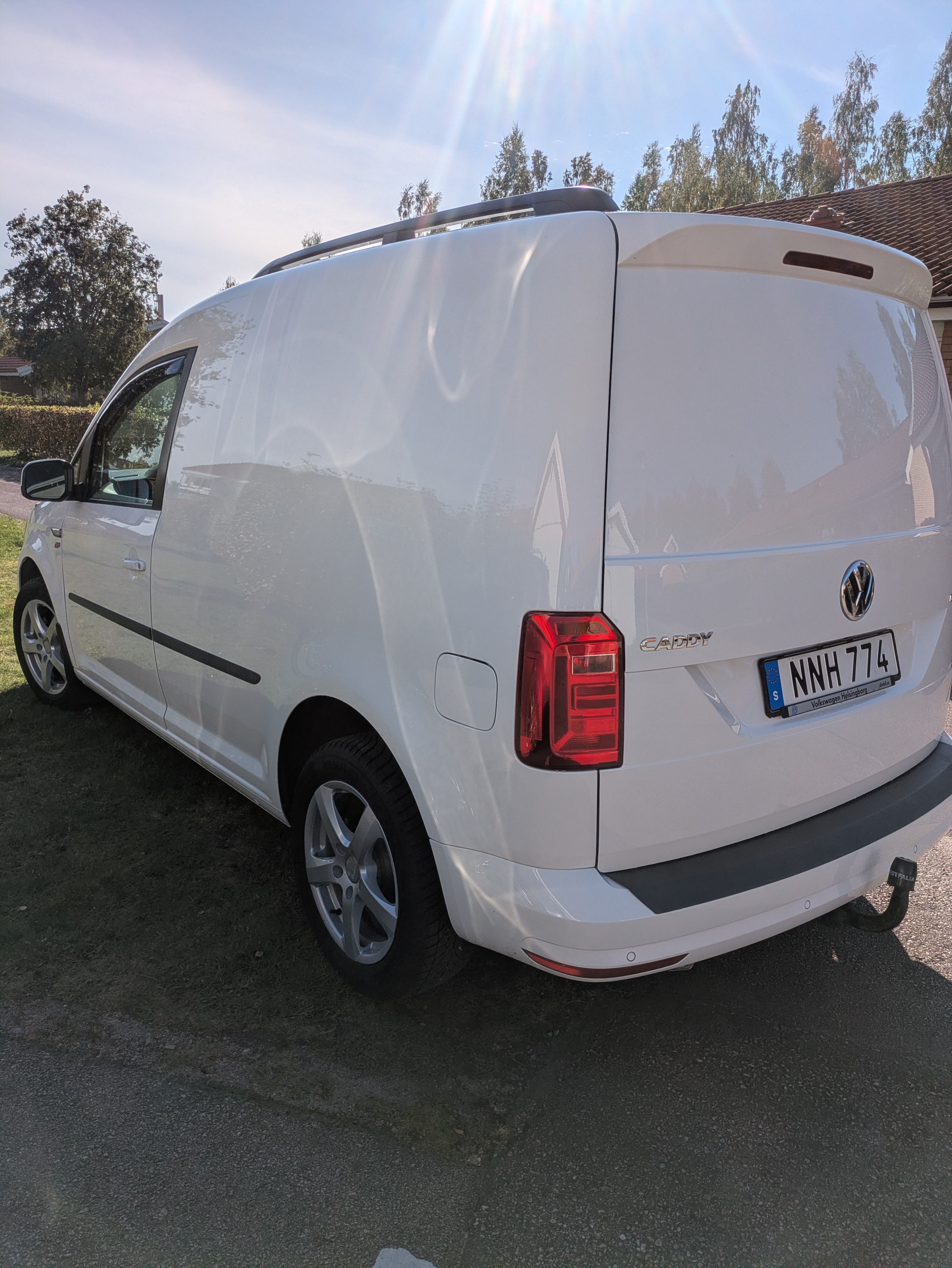 Volkswagen Caddy 2016, bild 3/3