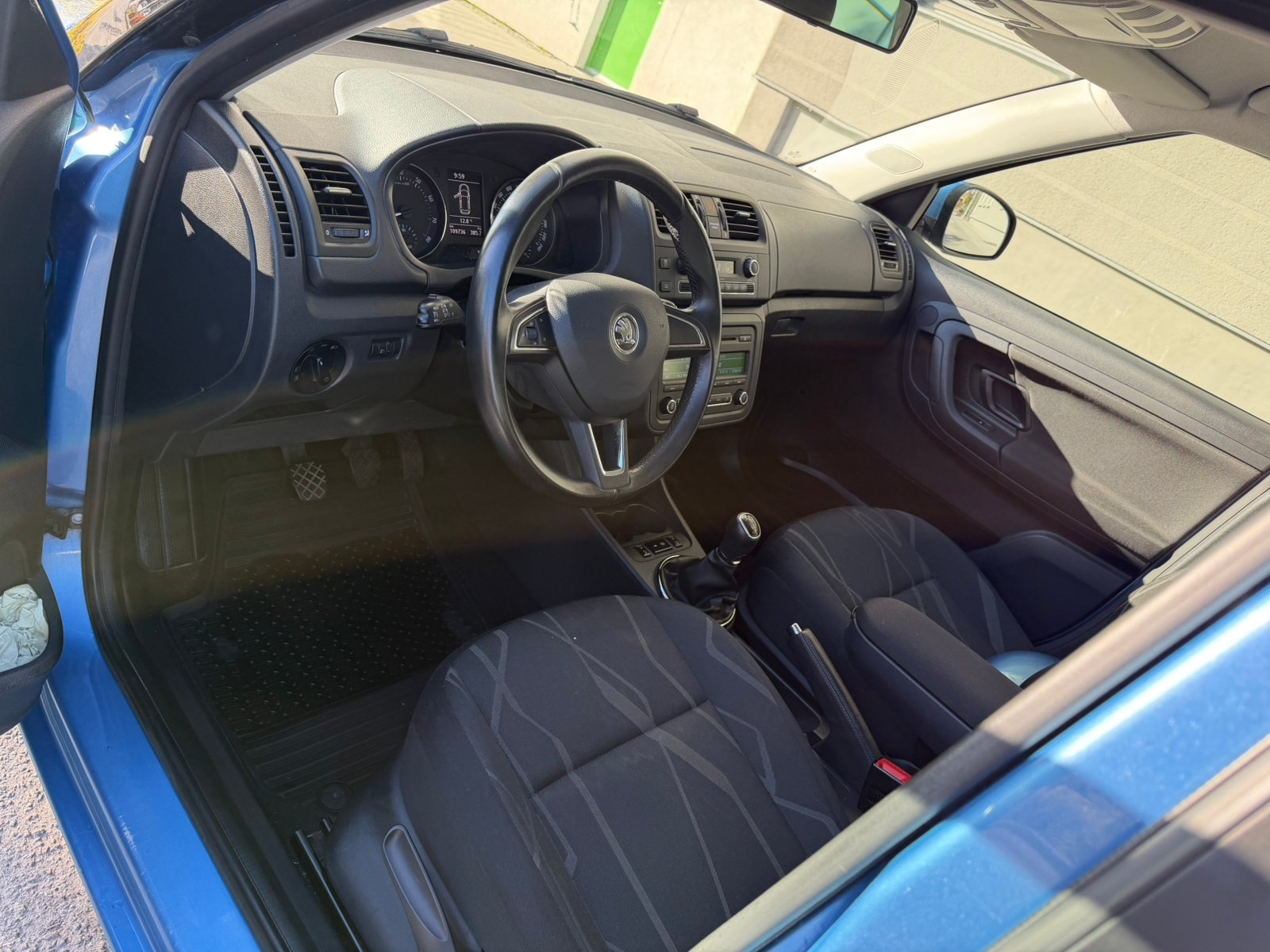 Skoda Fabia 1.2 TSI Manuell 2014, bild 5/7