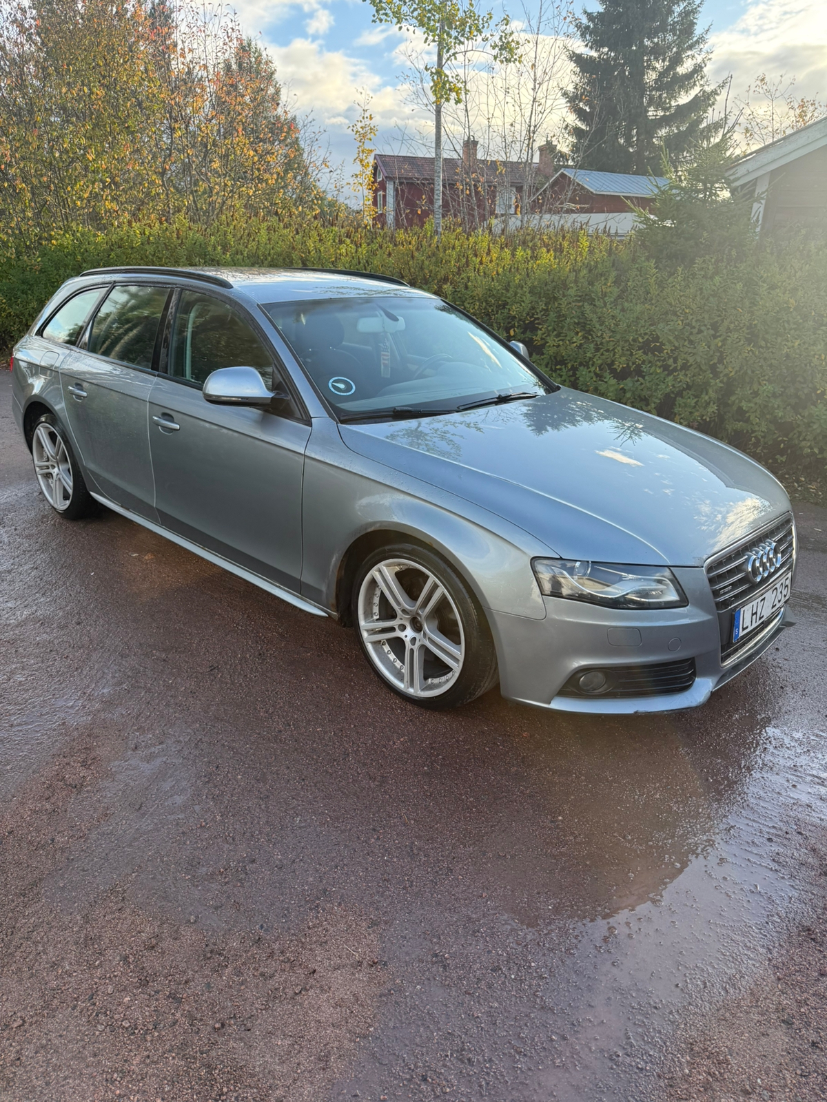 Audi A4 2009, bild 2/6