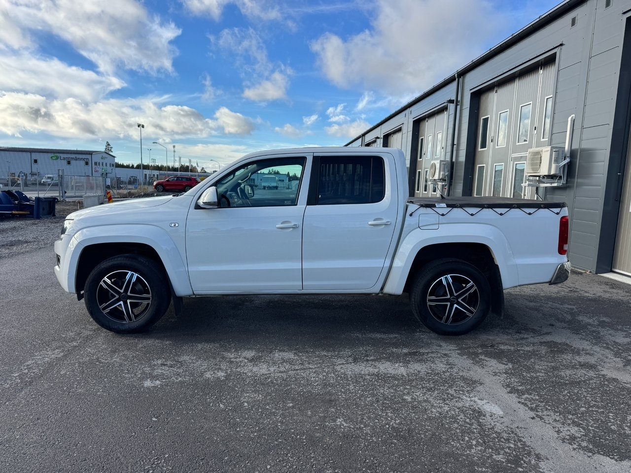 Volkswagen Amarok 2013, kuva 2/10