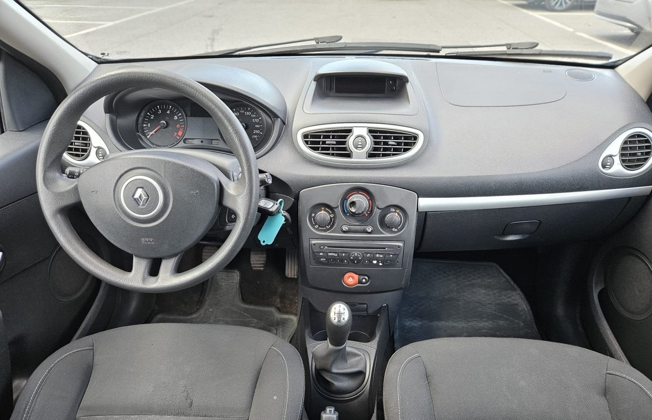 Renault Clio 1.2 E85 2010, bild 5/7