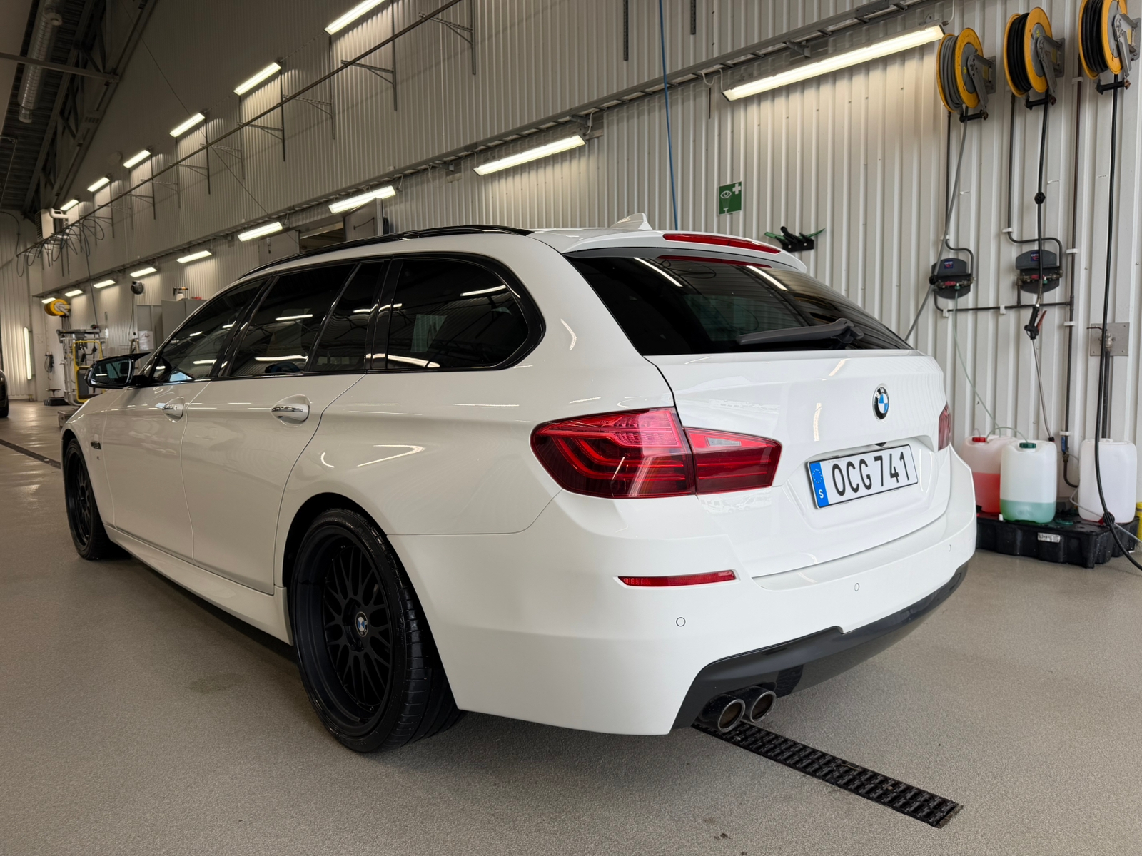 BMW 520 d Touring Steptronic 2014, bild 3/6