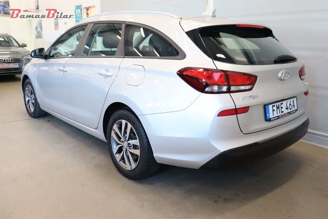 Hyundai i30 2020, photo 3/10