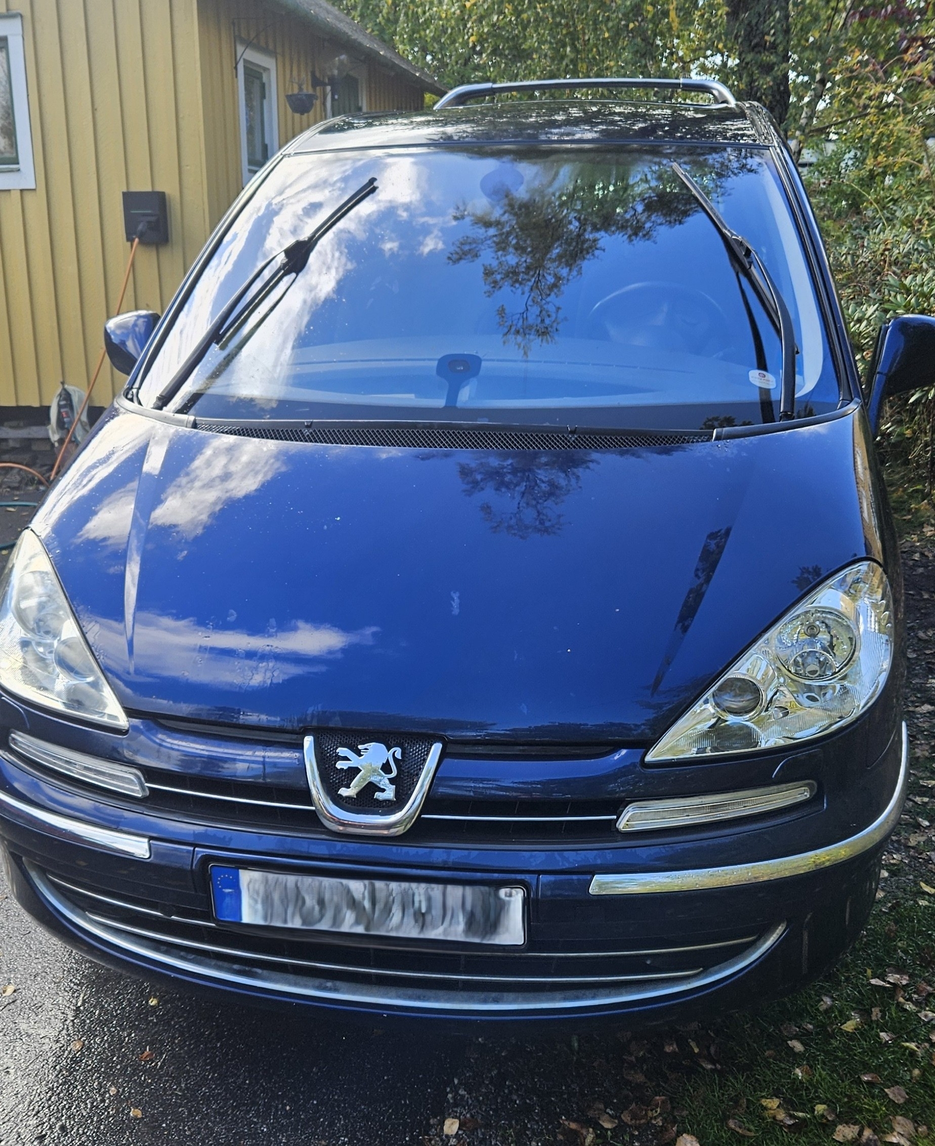 Peugeot 807 2.0 Manuell 2010, bild 2/9