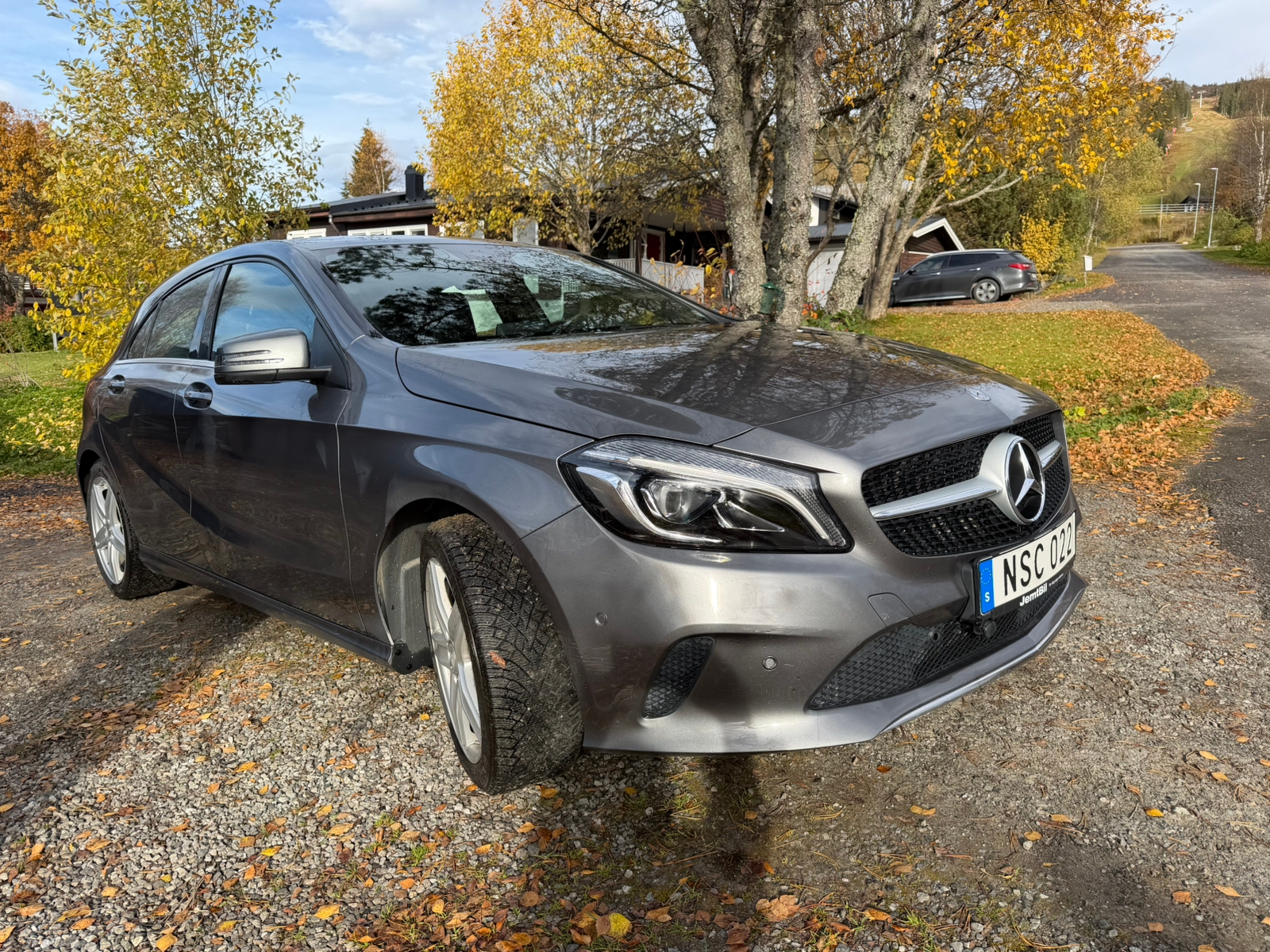 Mercedes-Benz A 220 4MATIC 7G-DCT 2016, bild 2/10