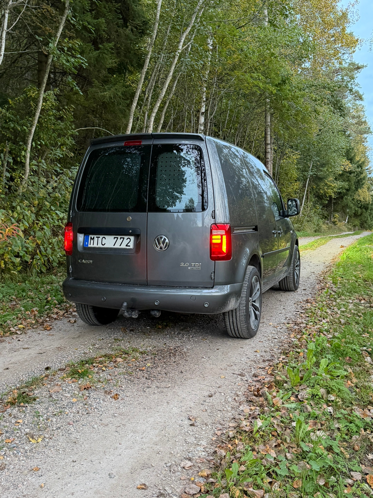 Volkswagen Caddy 2012, bild 2/5