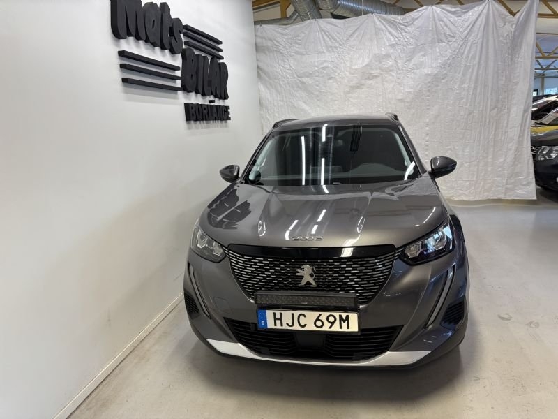 Peugeot 2008 1.2 Bensin Automat, 131hk 2021, bild 2/9