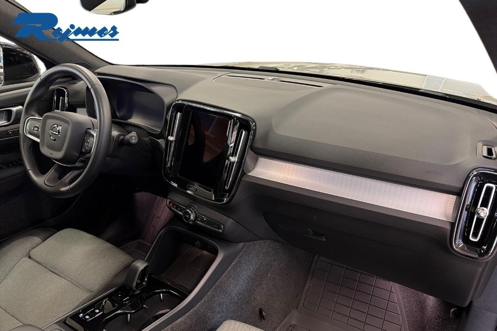 Volvo XC40 B3 FWD Bensin Plus Dark 2025, bild 5/10
