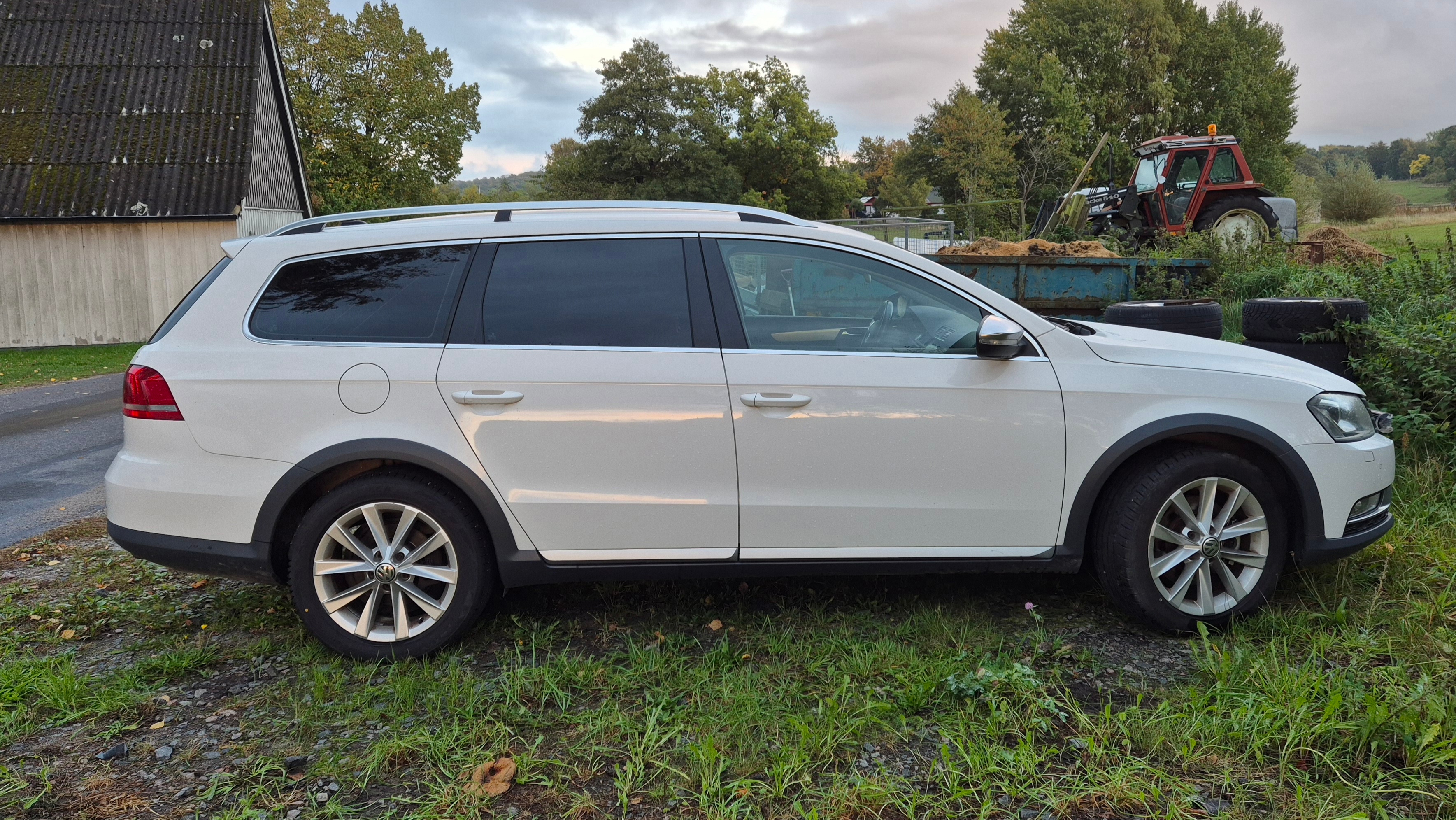 Volkswagen Passat 2014, bild 2/6