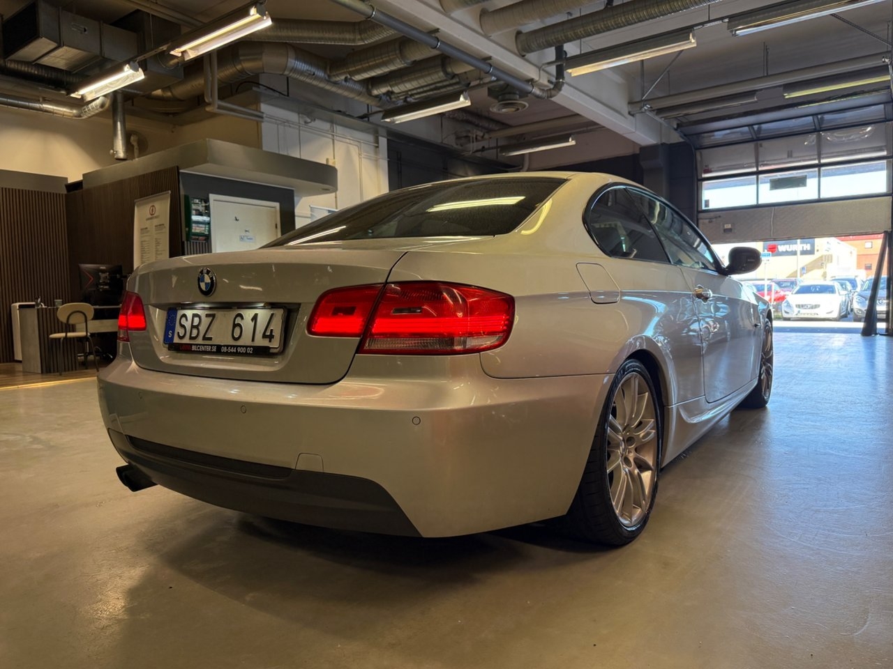 BMW 325 2010, kuva 5/10
