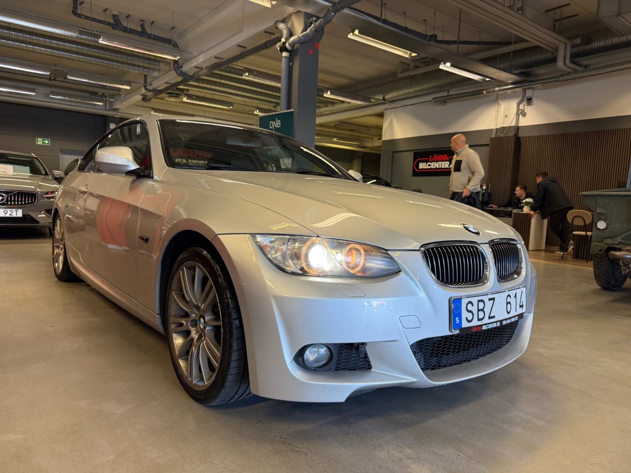 BMW 325 2010, kuva 4/10