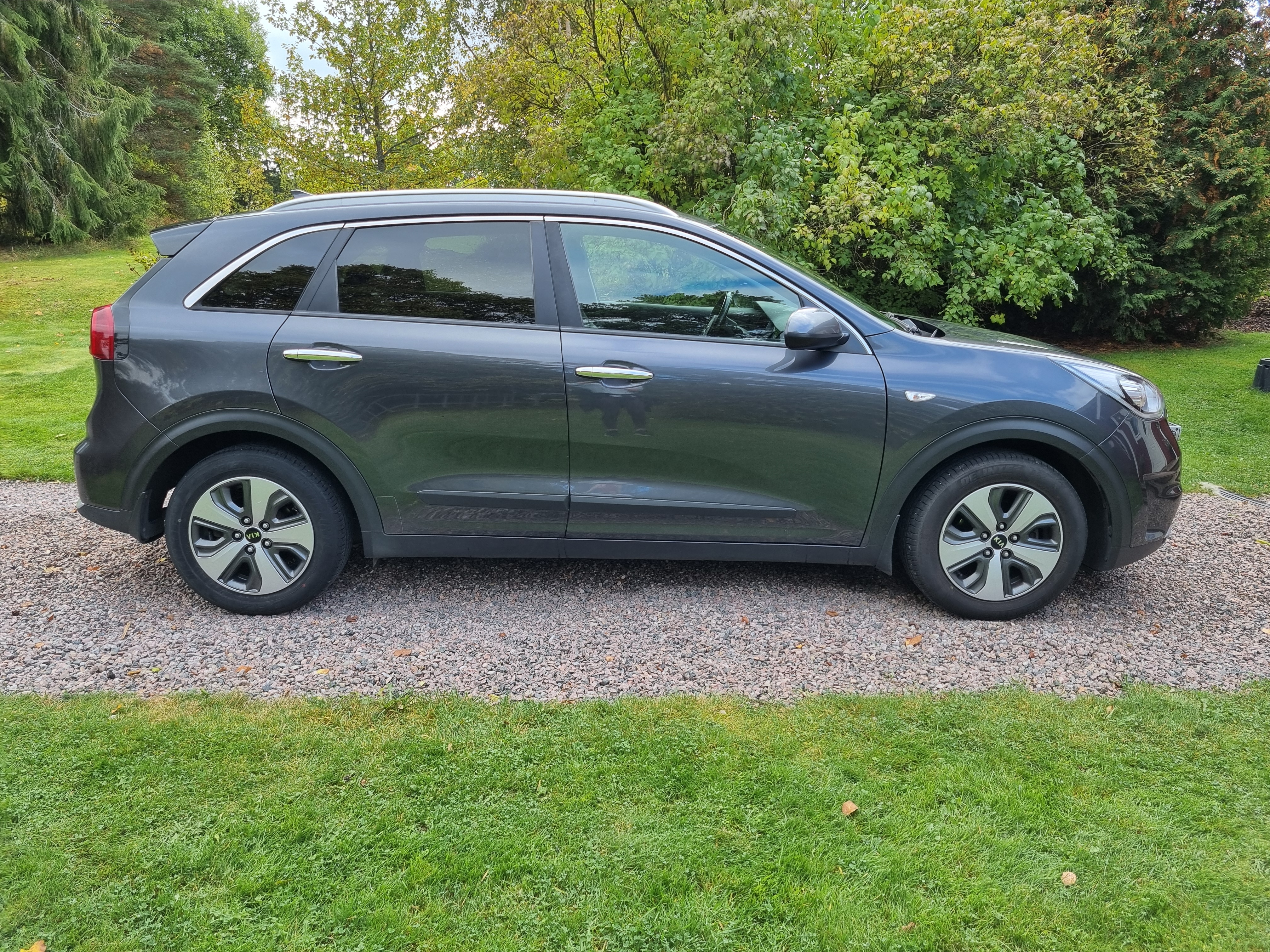 Kia Niro Hybrid DCT 2018, bild 2/8
