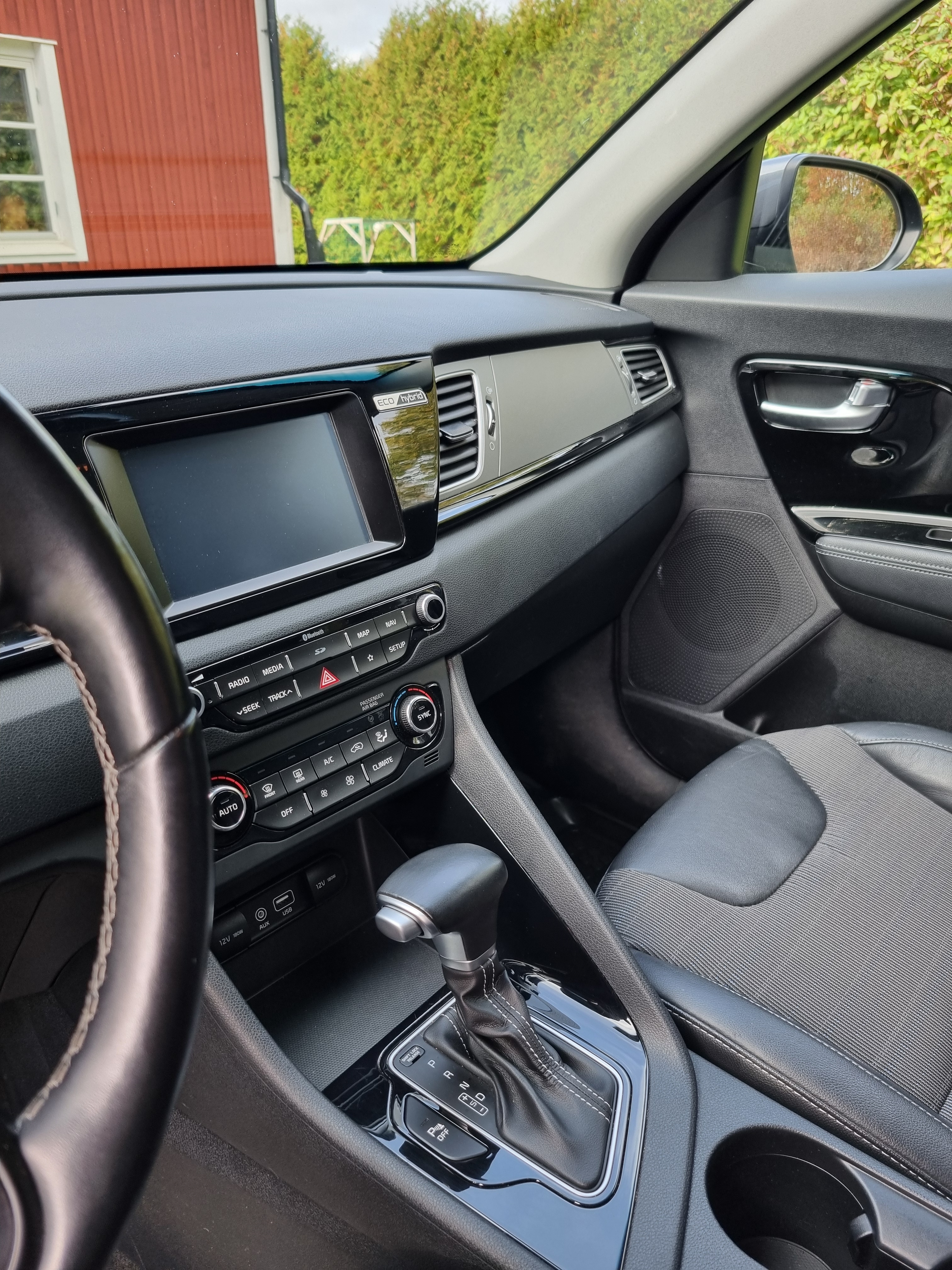 Kia Niro Hybrid DCT 2018, bild 8/8